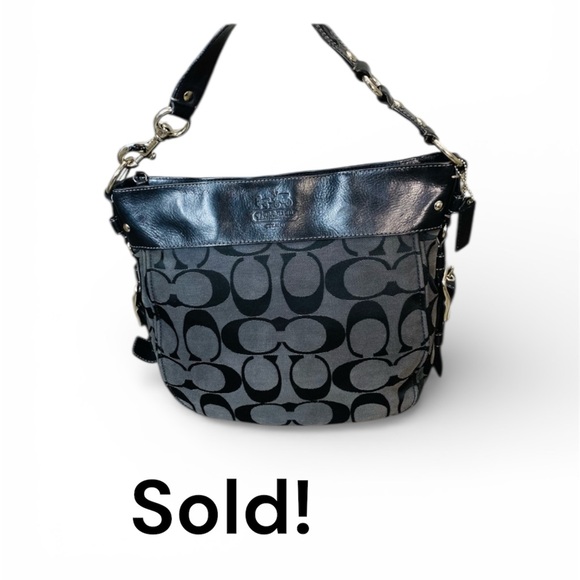 Coach Handbags - COACH Oversized Black Charcoal Jacquard Signature C Top Zipper Hobo Shoulder Bag